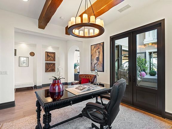 2nd image of 18264 Avenida Manantial