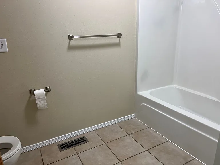 4443 W Delmar St — Photo 13