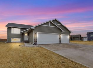 9317 W Colton St, Sioux Falls, SD 57106