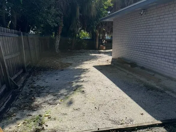 2049 SW Cranberry St Unit C, Pt Saint Lucie, FL 34953