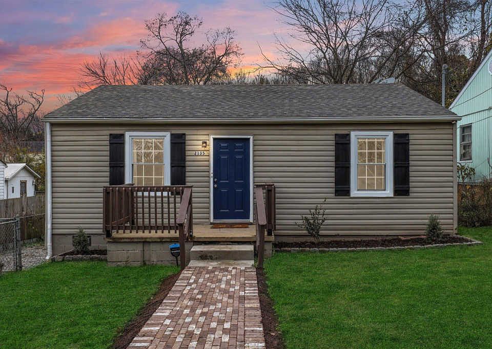 1st image of 2135 Seminole Ave