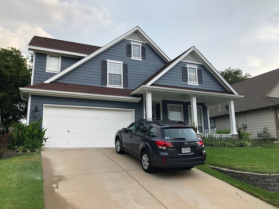 2nd image of 208 Ivy Glen Dr