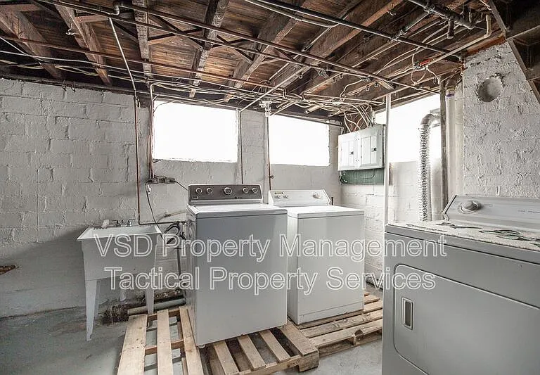 12339 Chesterfield Ave #3 — Photo 7