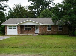 11 Deborah St, Huntsville, TX 77340