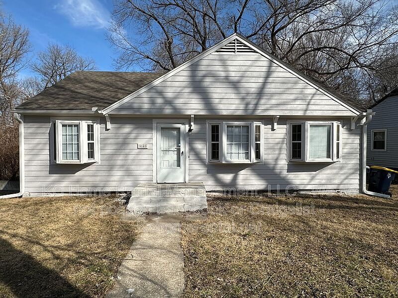 1st image of 6641 Flora Ave