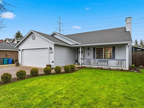 2nd image of 3307 NE 166th Ave