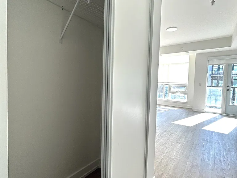 871 Sheppard Ave W #41 — Photo 5