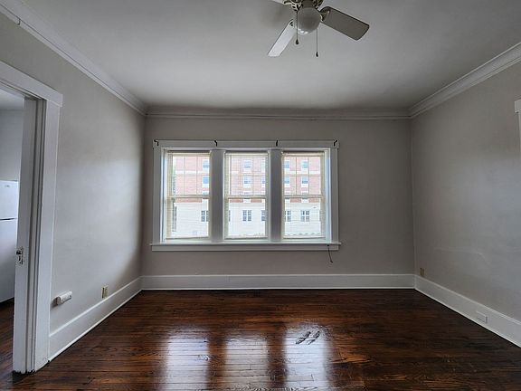 3rd image of 345 Alexander St APT 25