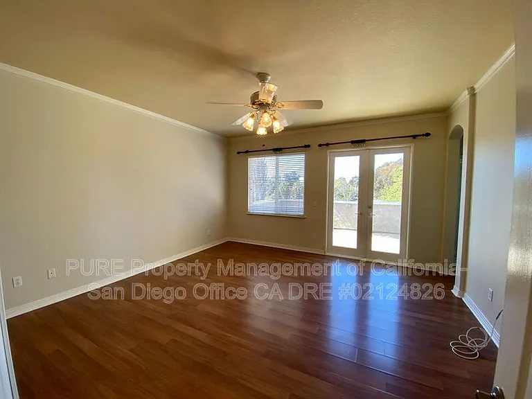 1341 E J St E — Photo 9