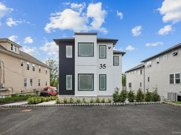 35 Prospect Street #113, Spring Valley, NY 10977