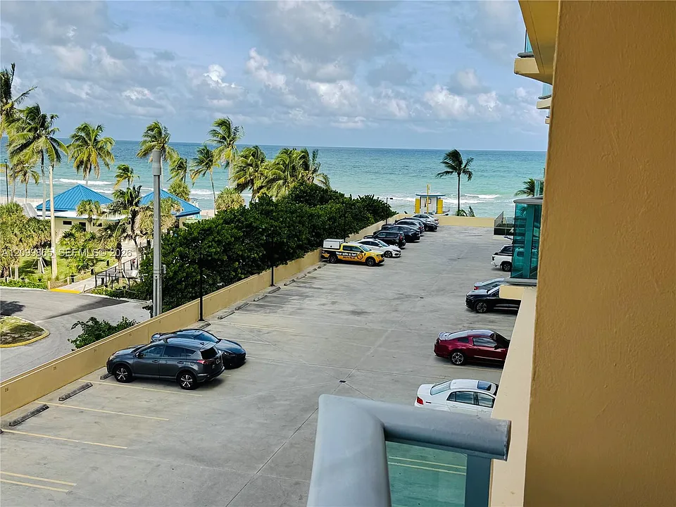 2501 S Ocean Dr #439