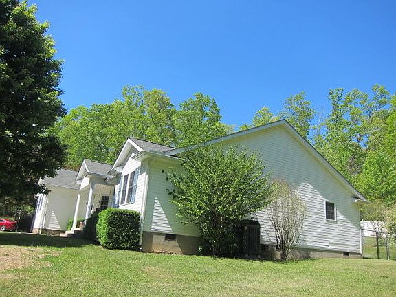 2nd image of 268 Cheyenne Ln