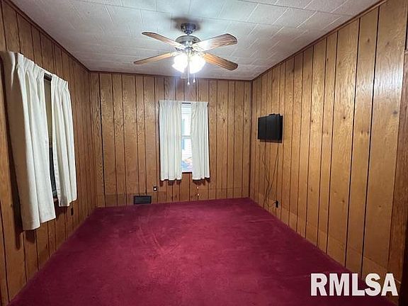3rd image of 2433 Arlington Ave
