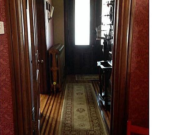 4th image of 238 Tremont St