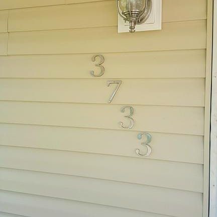 4th image of 3733 Marvin Ave