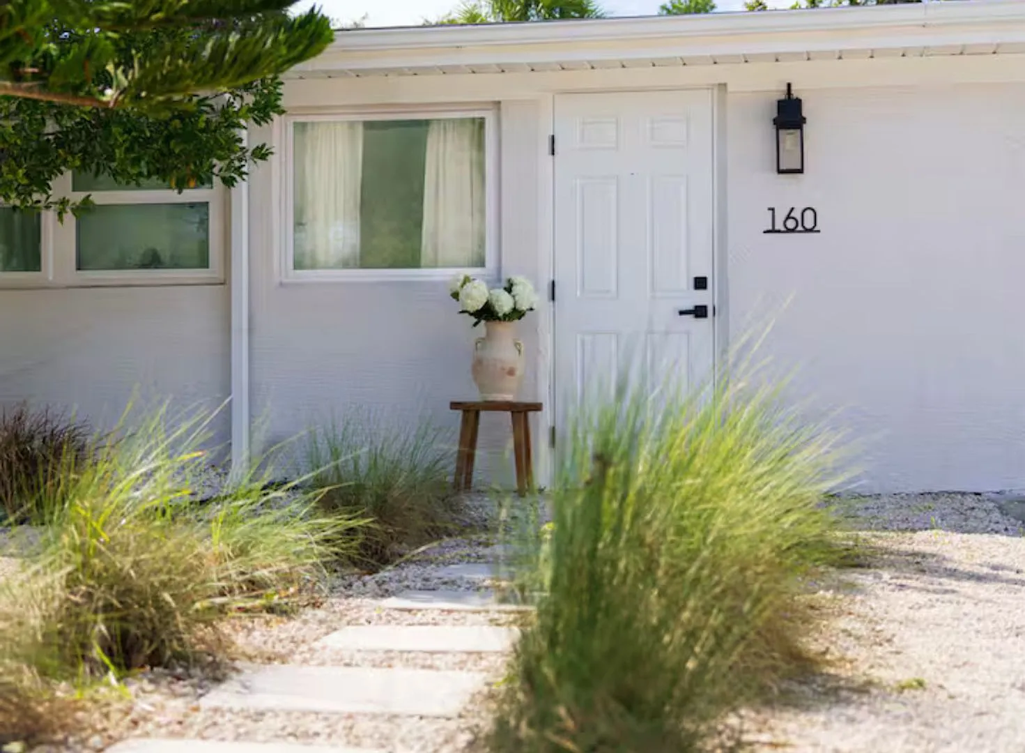 Updated Beachside home — Photo 1