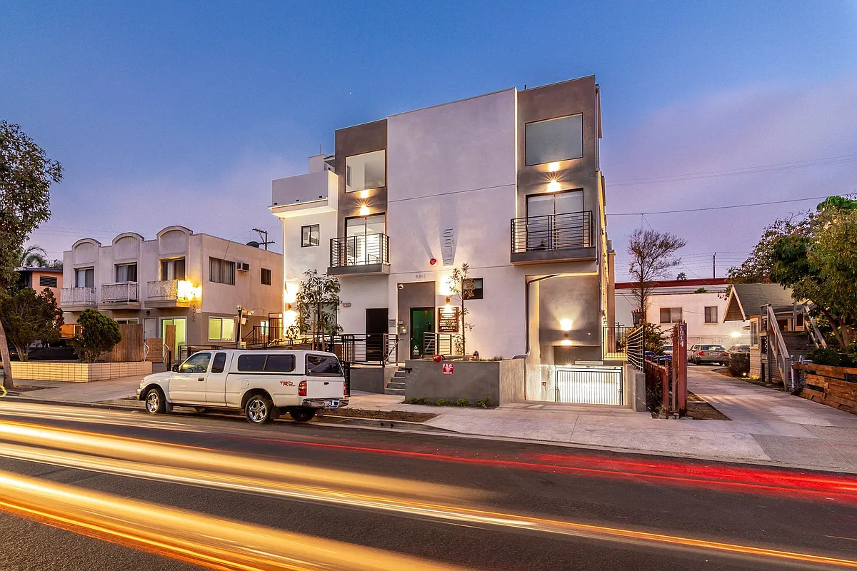 Building Photo - 5812 Virginia Ave #12