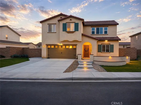 28437 Pinon Ct, Winchester, CA 92596