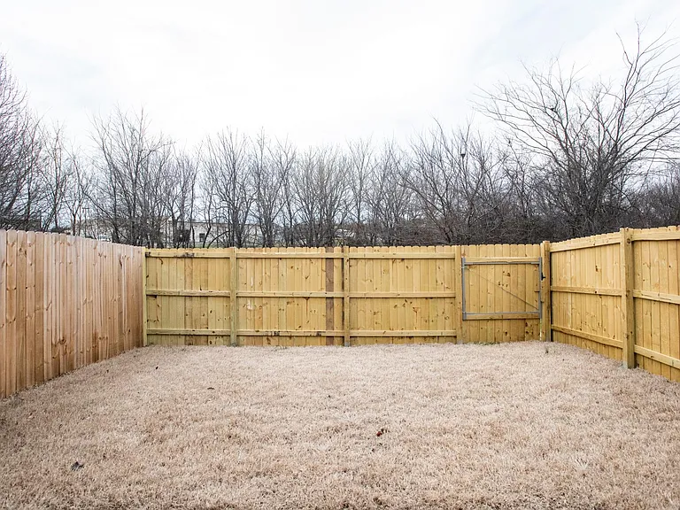 1566 N Dawn Dr — Photo 17