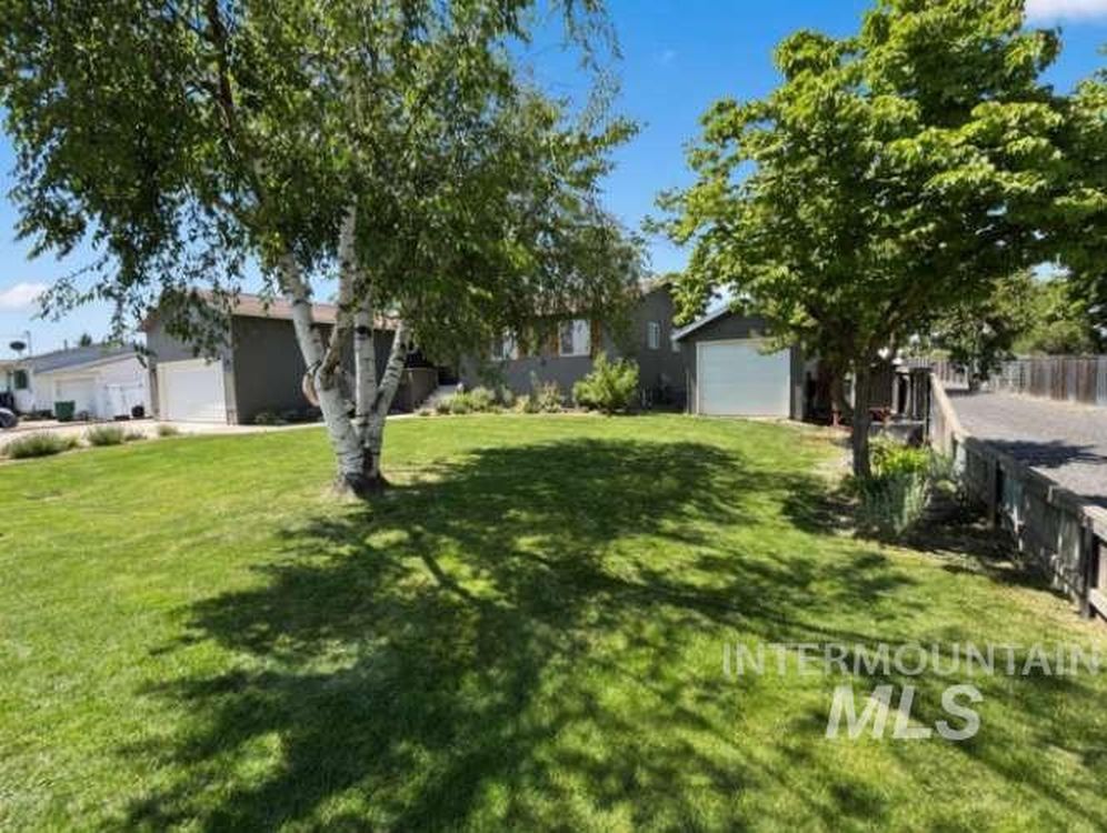 3732 17th St, Lewiston, ID - View 2
