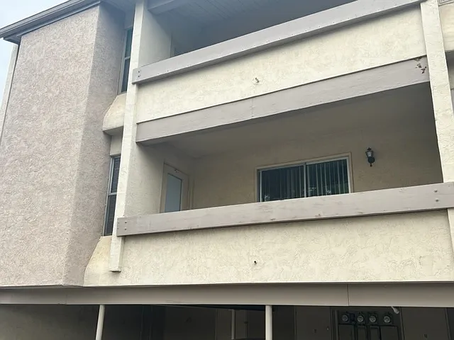 2 bed, 2.0 bath, 1105 sqft, $1,150 — Photo 2