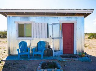 971 Center Ave, Joshua Tree, CA 92252