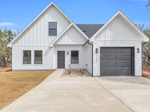 5731 Barkridge Dr, Granbury, TX 76048