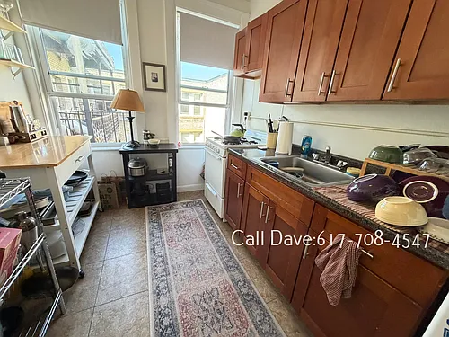 1630 Commonwealth Ave Photo 1