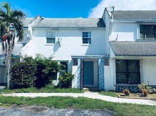 1239 Seaview Dr, Pompano Beach, FL 33068