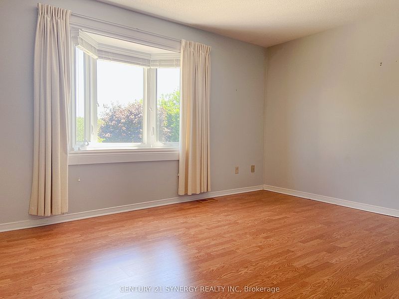 Ottawa House for rent - 3 Bedrooms — photo 9