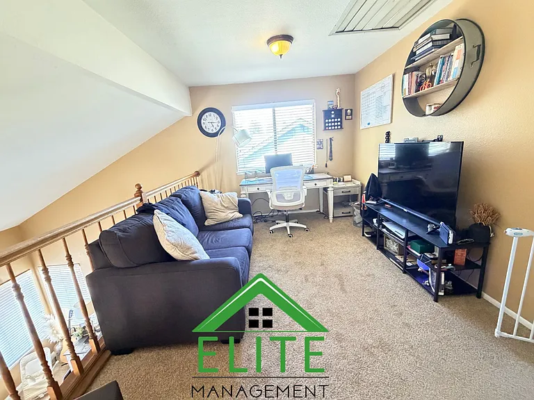 9028 Paso Robles Way — Photo 14