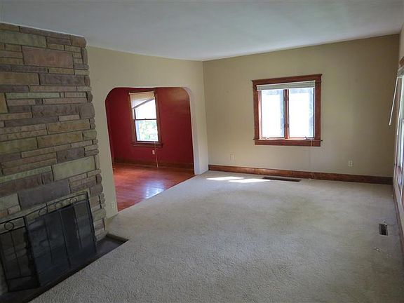 2nd image of 1421 Highview Ave