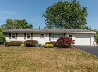 24 Sean Ln, Rochester, NY 14606