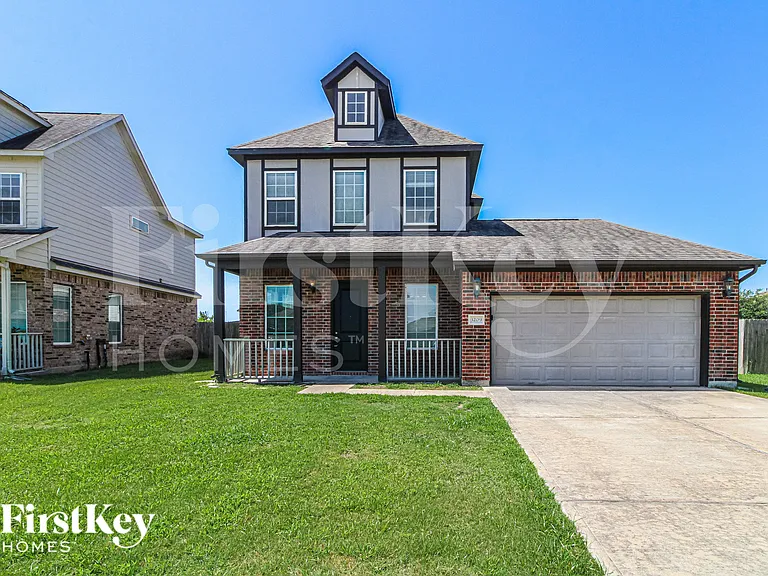 3209 Youngs Meadow Ln — Photo 1