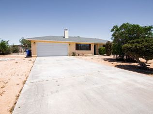 22700 Shawnee Rd, Apple Valley, CA 92308