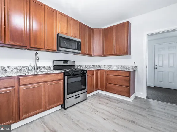454 N Broadway, Gloucester City, NJ 08030