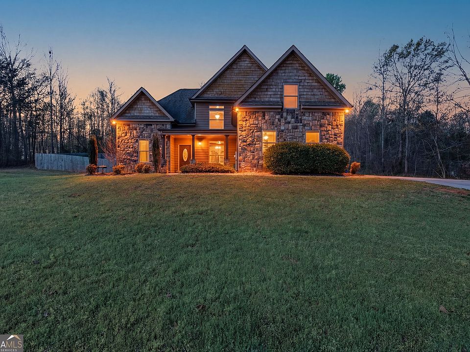 1st image of 130 Maple Drive