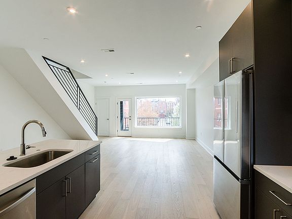 2nd image of 125 South St Unit 201