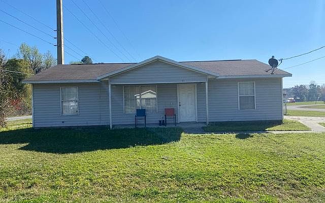 1st image of 1055 NE Goodvine Way