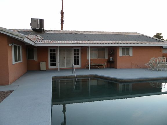 2nd image of 4675 Balfour Dr