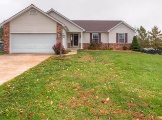 1482 Soaring Eagle Dr, O'Fallon, MO 63366