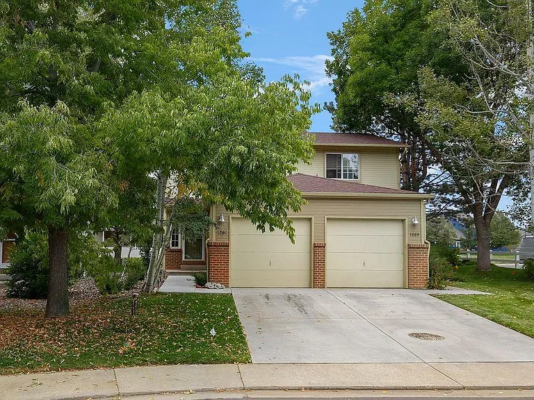 1087 Artemis Cir — Photo 33