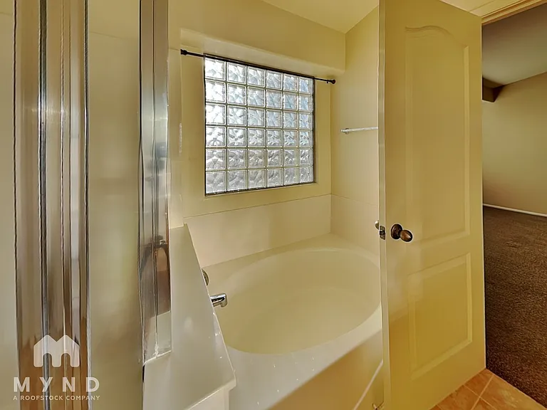 38587 N Jonathan St — Photo 14