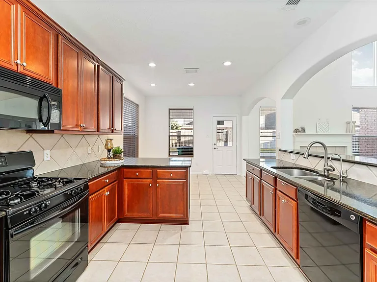 7226 Vorgen Ct — Photo 9