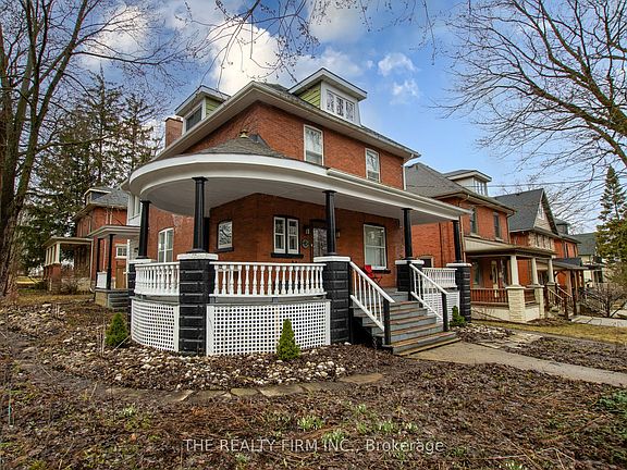 3rd image of 3 Daly Ave