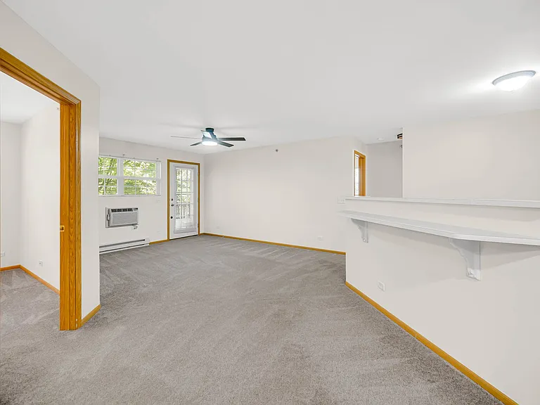 300 Cunat Blvd #2C — Photo 3