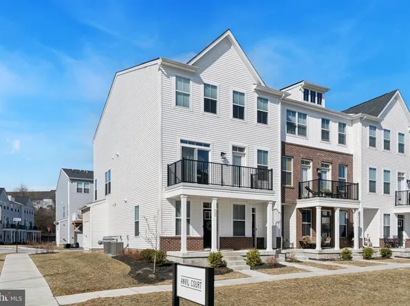 900 Anvil Ct, Phoenixville, PA 19460