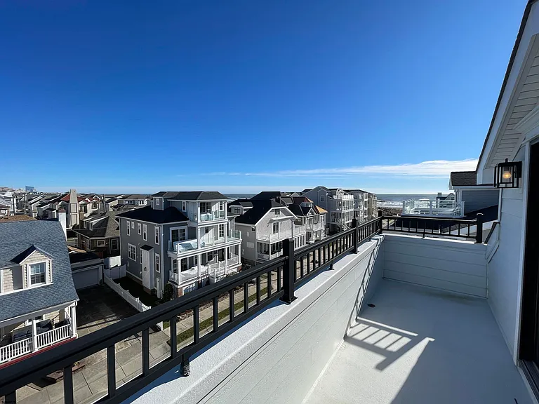 102 S Essex Ave #JUNE BEACH BLOCK — Photo 50