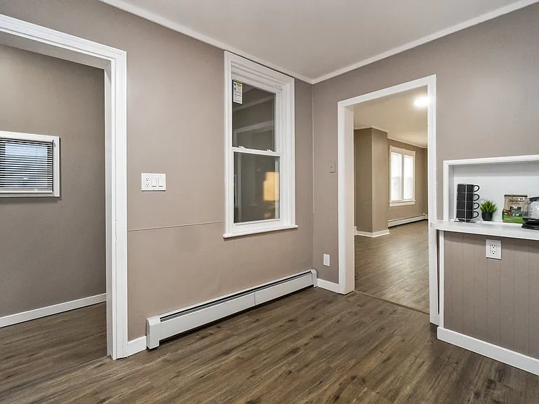 439 W Church St — Photo 18