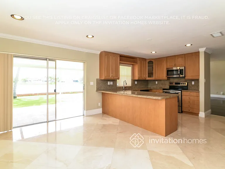 6731 SW 155th Ave — Photo 9